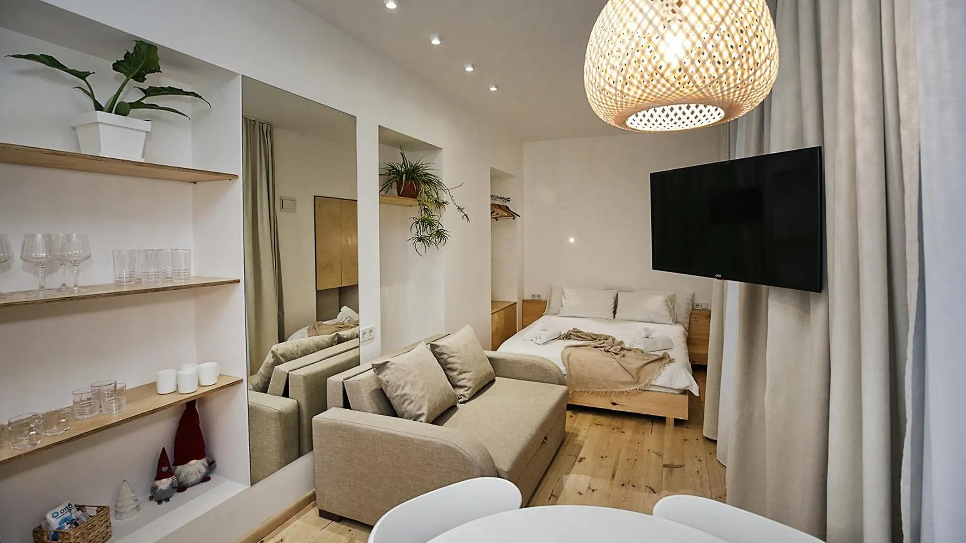 Eva'S Pavaroti Tbilisi Apartamento